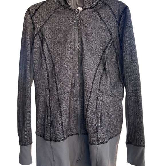 Lululemon Daily Practice Jacket - Picture 3 of 9